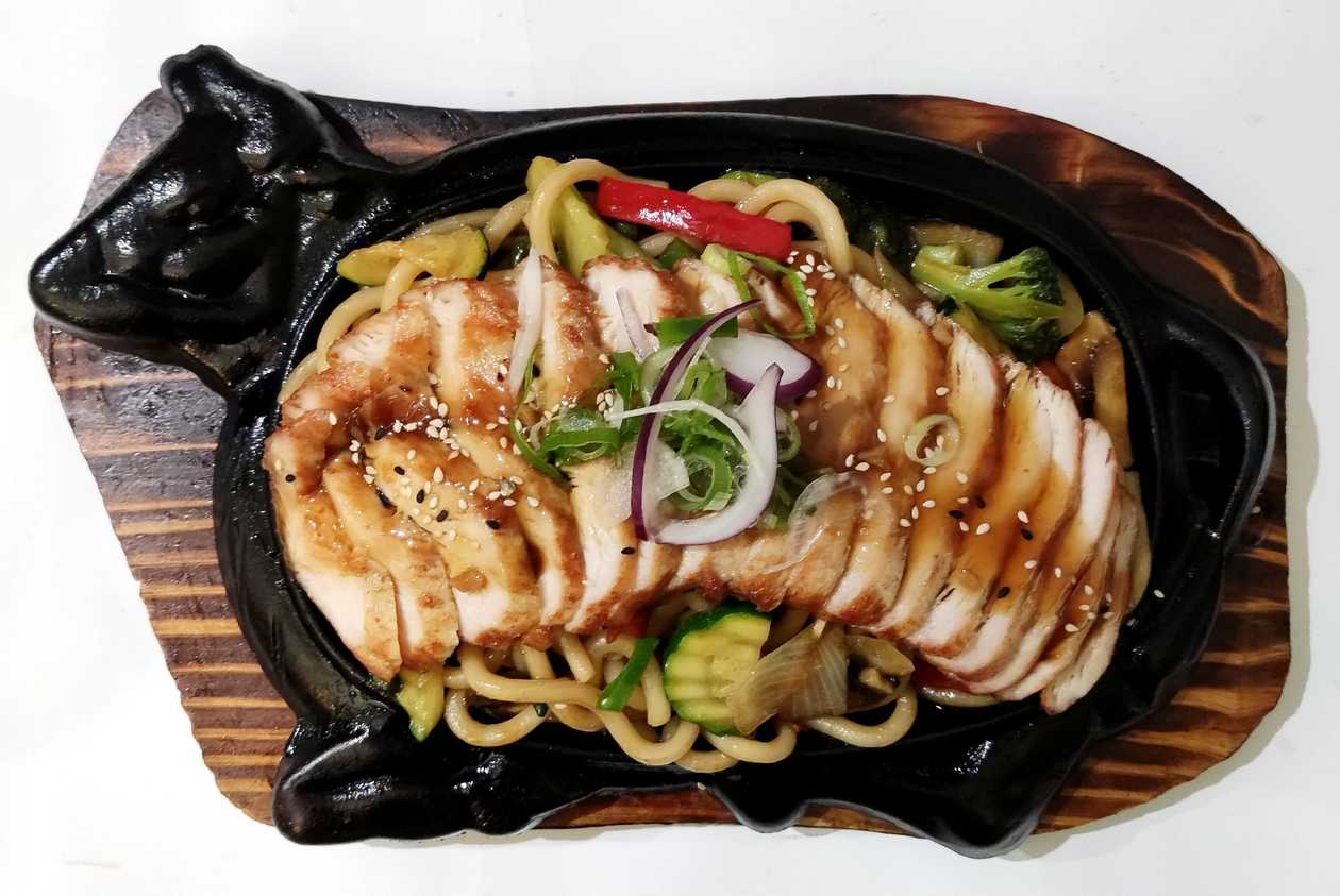 Hot chicken udon teriyaki
