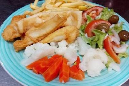 Choco Frito com Guarnição