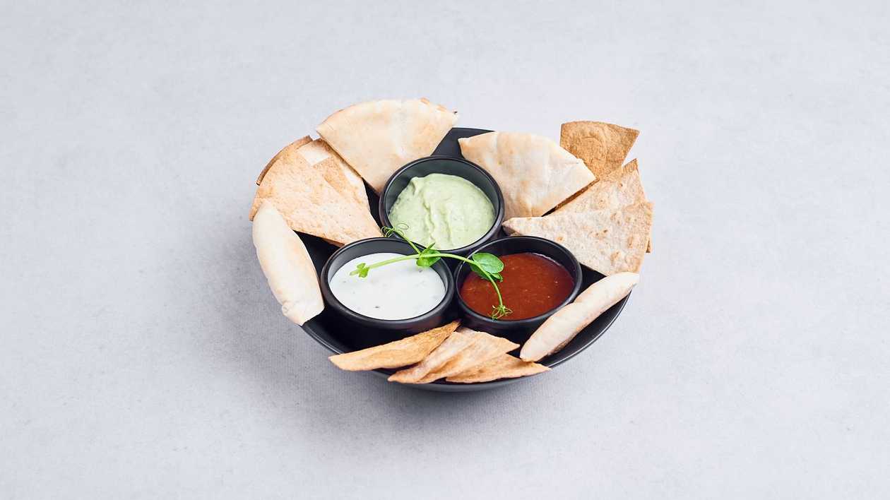 Domowe Nachos i Grillowana Pita