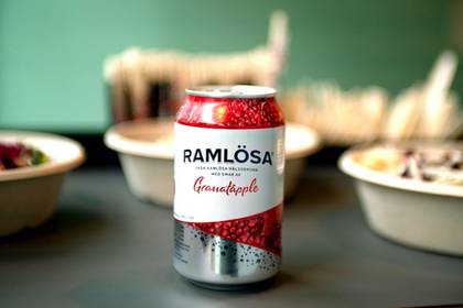 Ramlösa Pomegranate