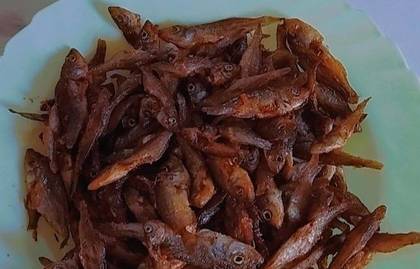 Crispy Omena with Ugali or Greens