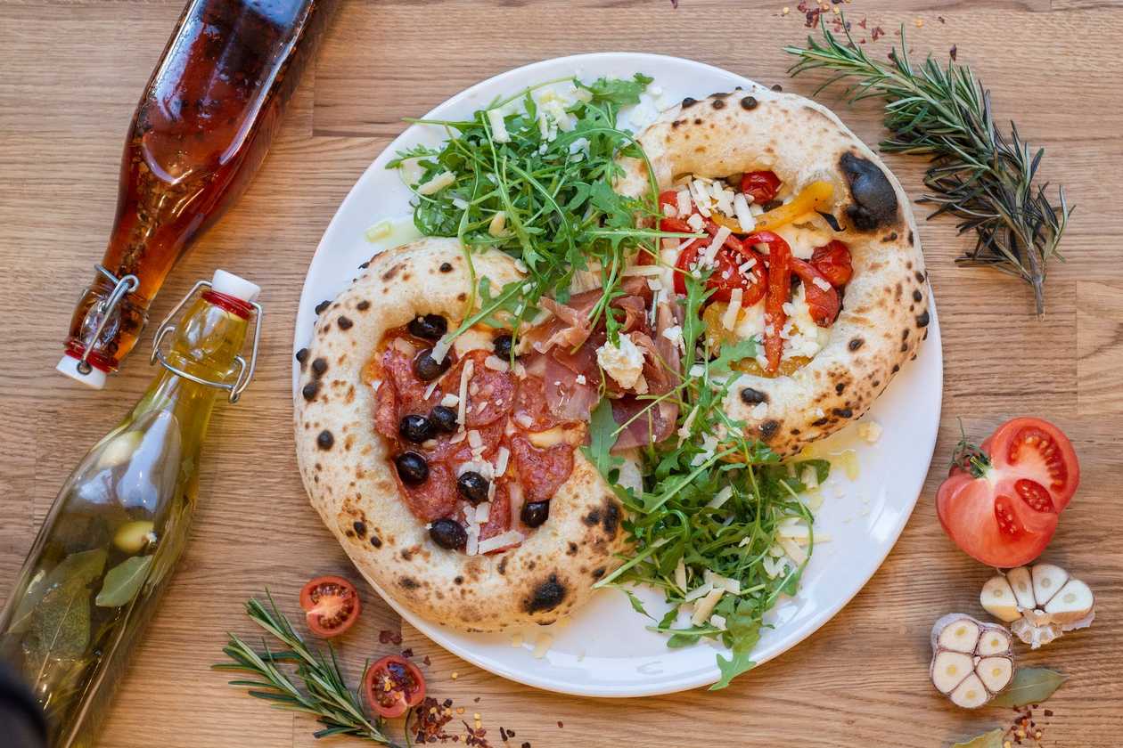 Sette (butterfly pizza)