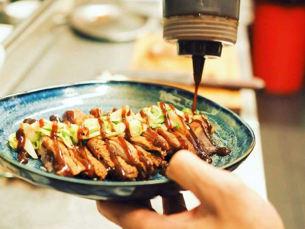 Roast duck and truffles with rice