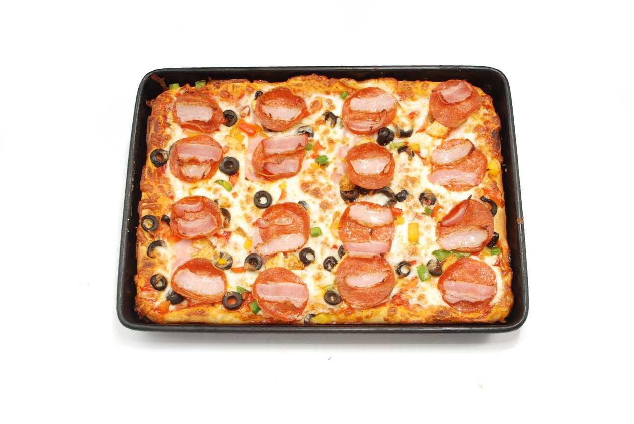 Super Supreme Pizza L 24x32cm
