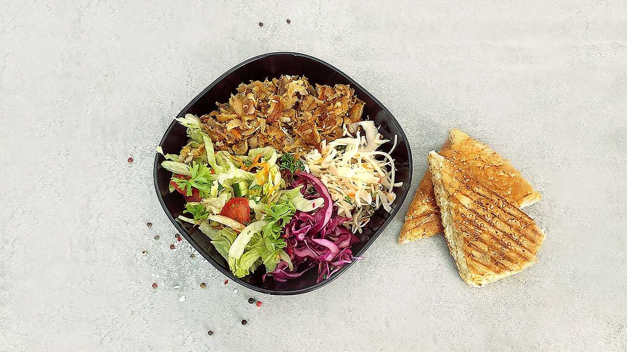 22. Kebab mixed salad with meat - bread