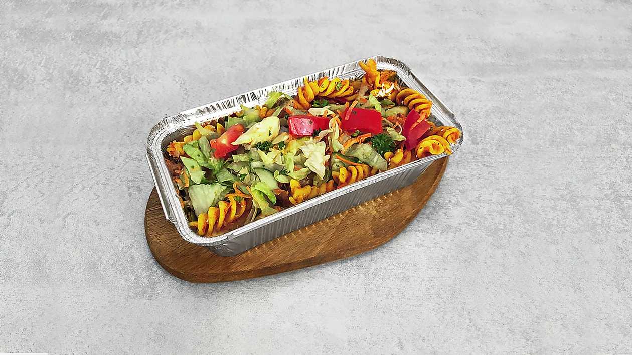 Kapsalon with pasta