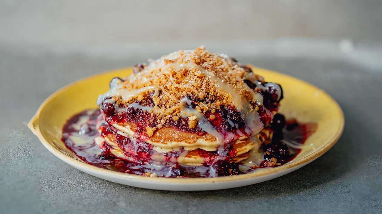 Blueberry Crumble Pancake