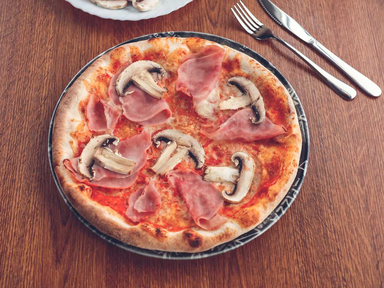 Pizza Prosciutto e Funghi - 32cm