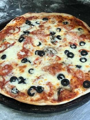 N°11 PIZZA  CALZONE   ( ESTA PIZZA E ABERTA )