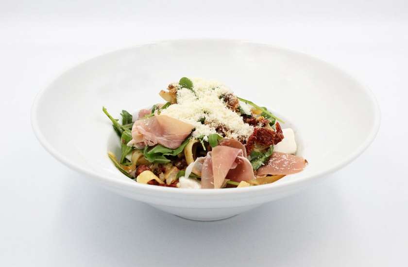 Tagliatelle Crudo