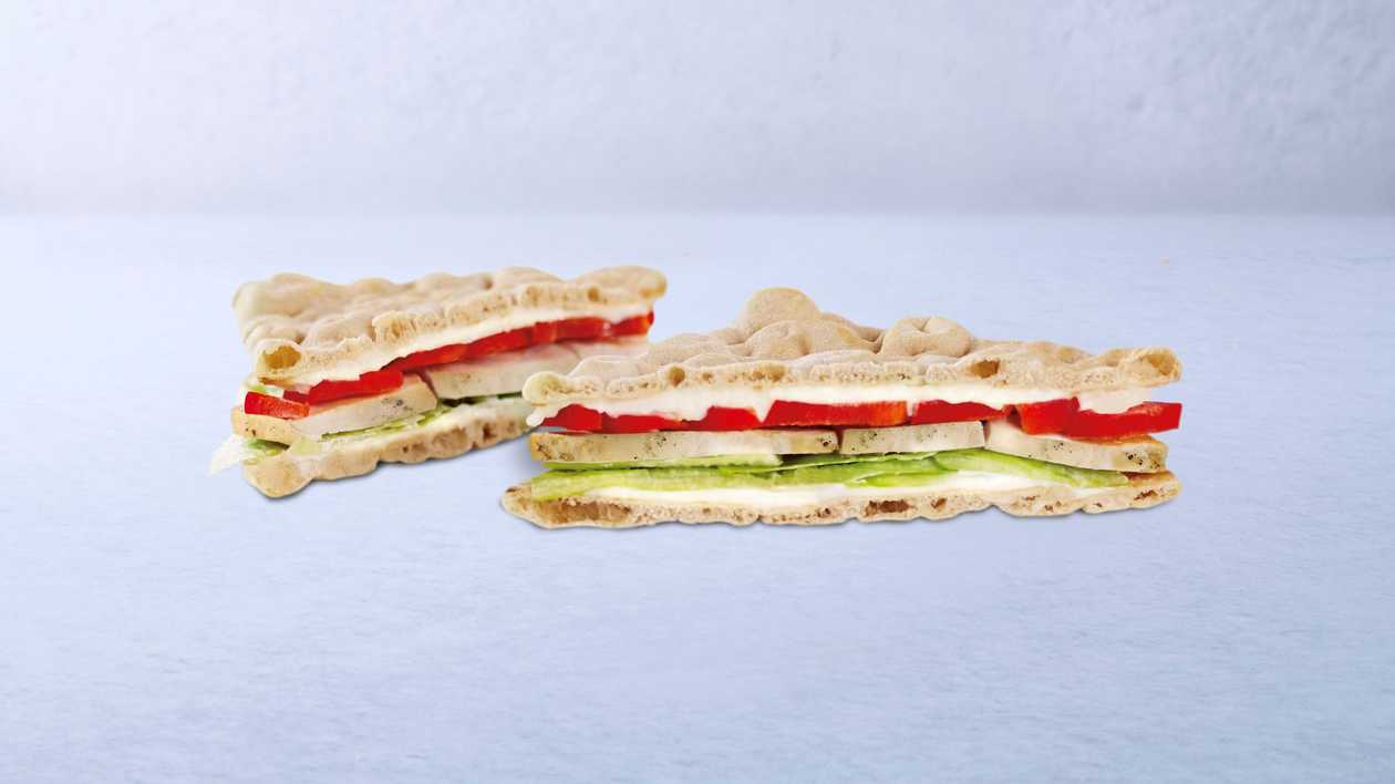 Polar bread with chicken 145 g