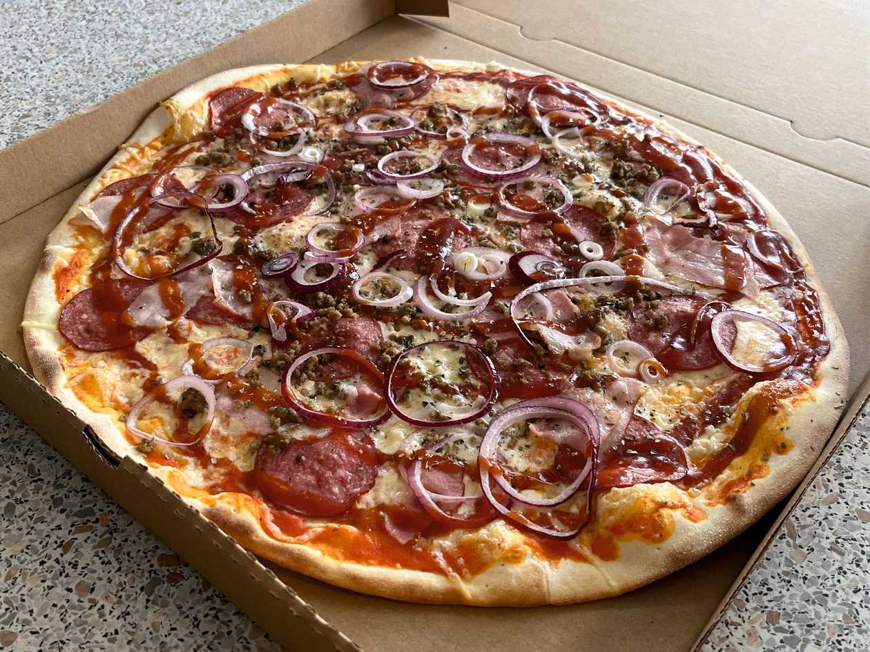 BBQ pizza
