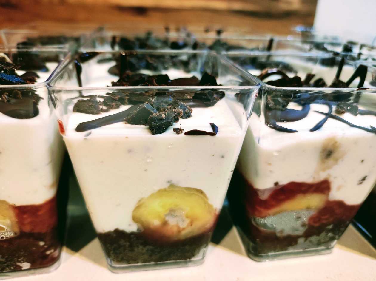 Vegan stracciatella