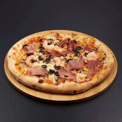 Land and Sea Pizza
