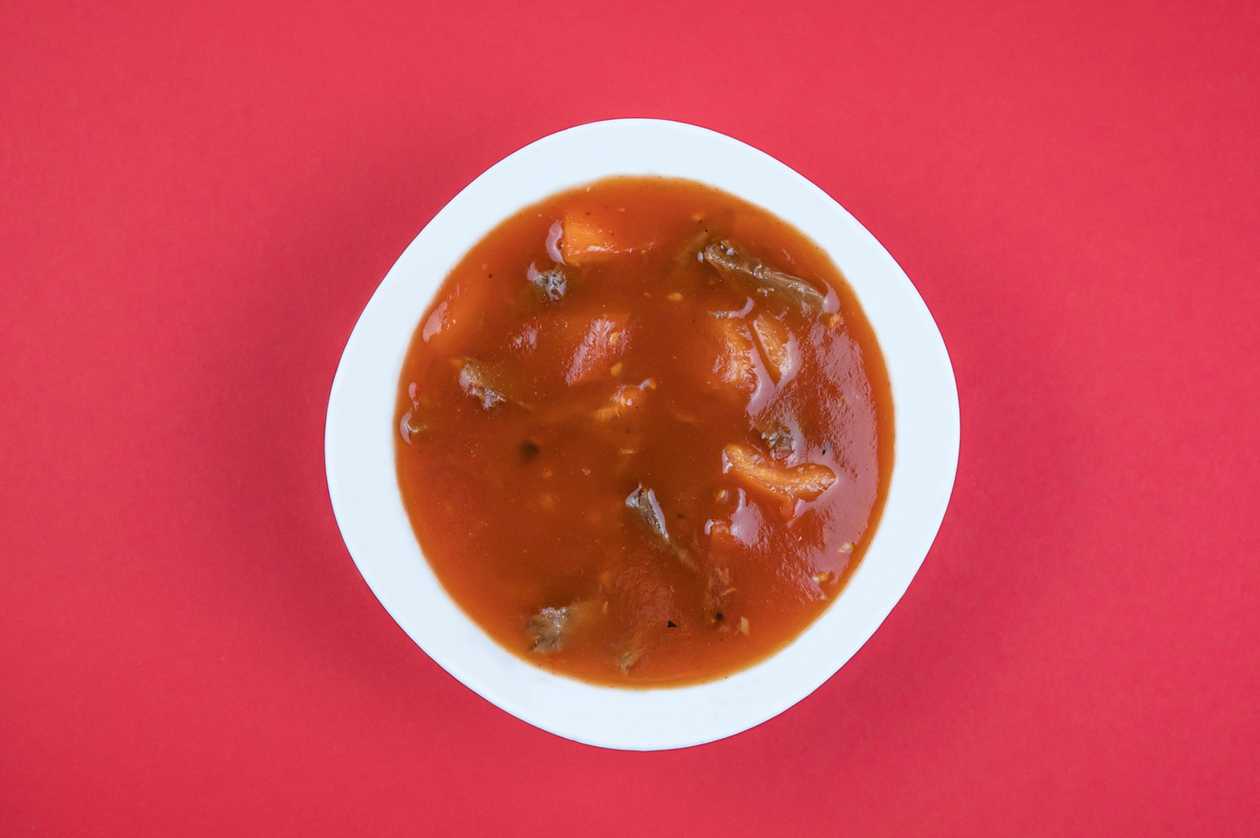 B4 Beef soup with tomato