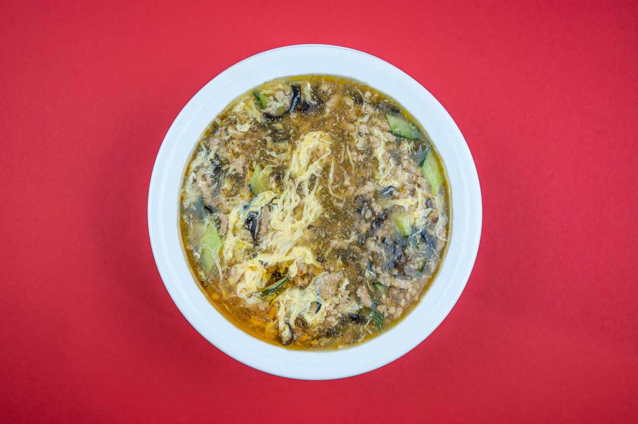 B9 Spicy and sour thickened beef soup