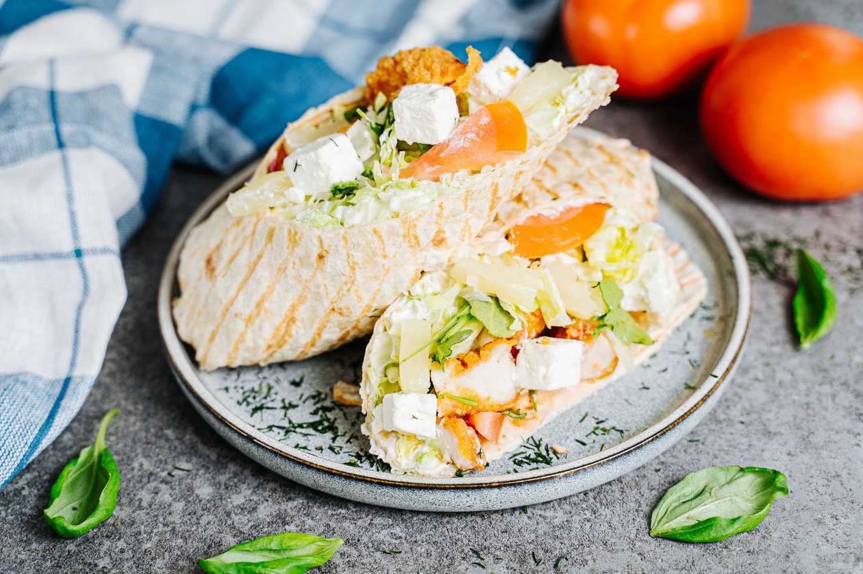 Wrap with Chicken, Fitaki and Pineapple