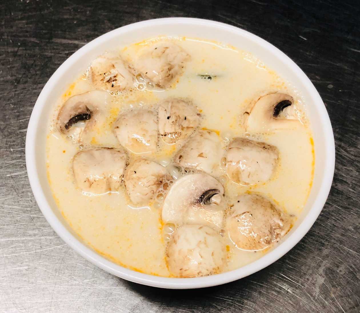 6512. Tom Kha with Shrimps **
