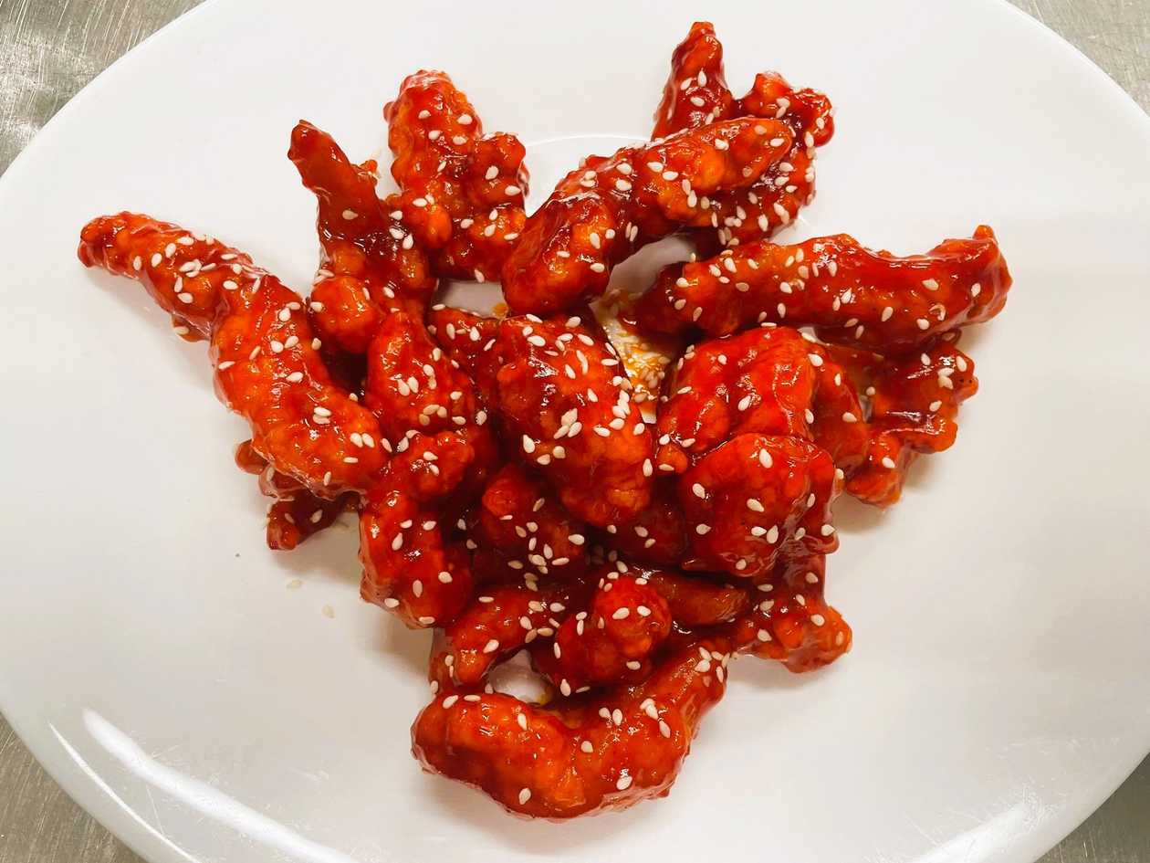 44. Ging Tou Chicken