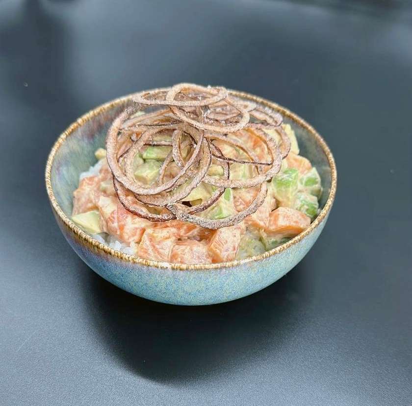 104 Sake Sashimi avocado