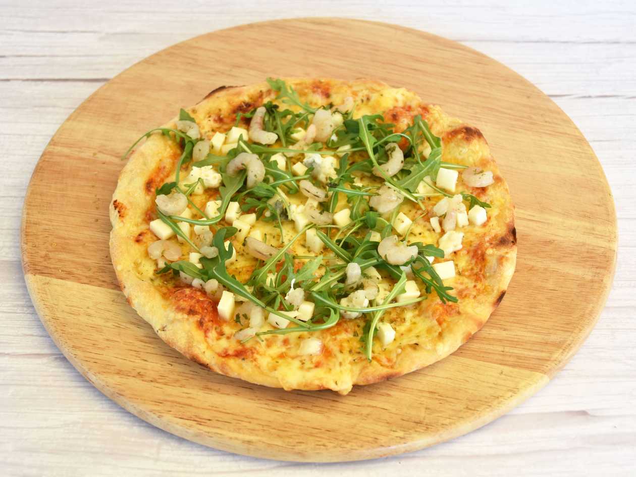 Pizza with shrimp