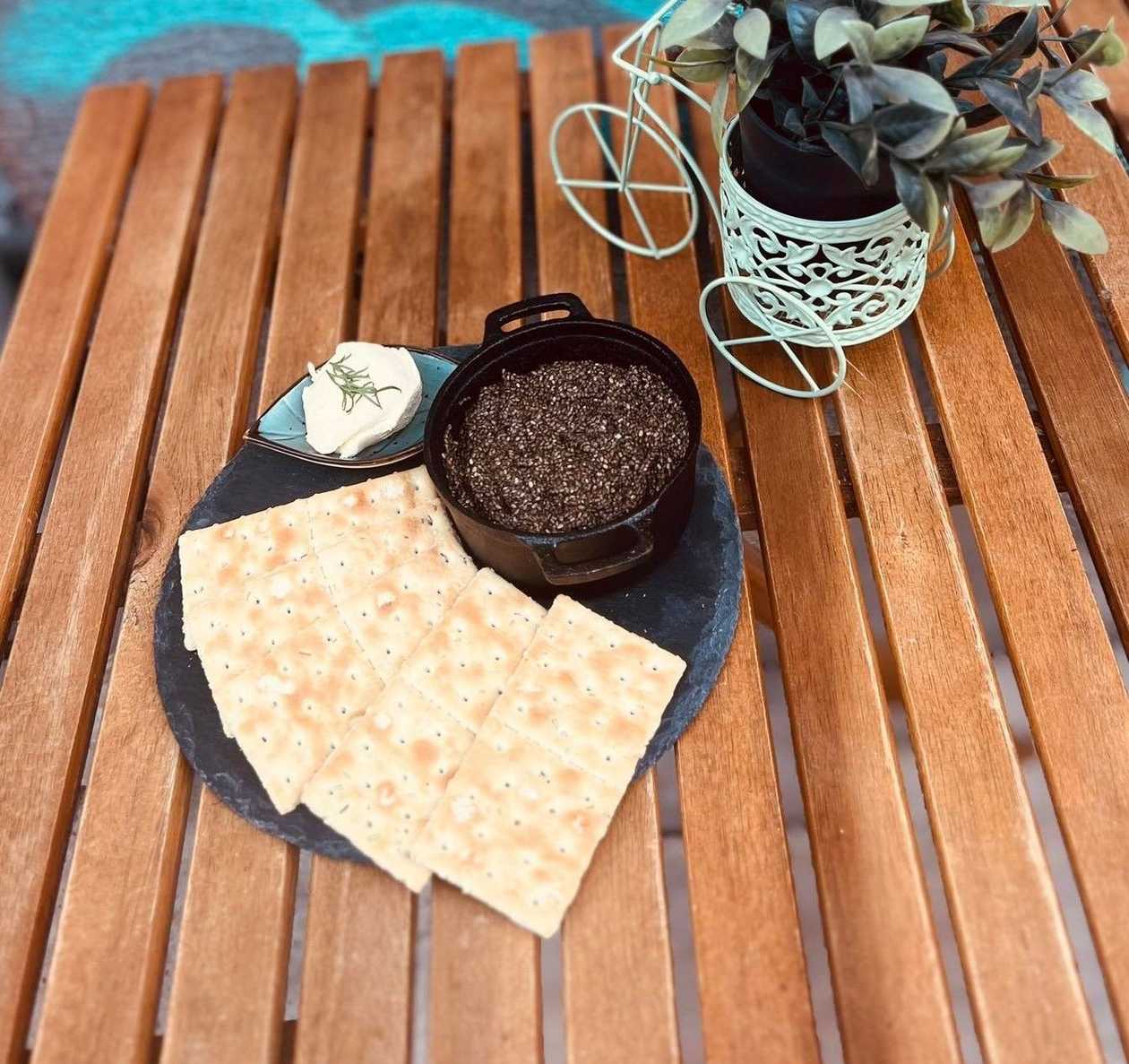 Vegan caviar with vegan butter