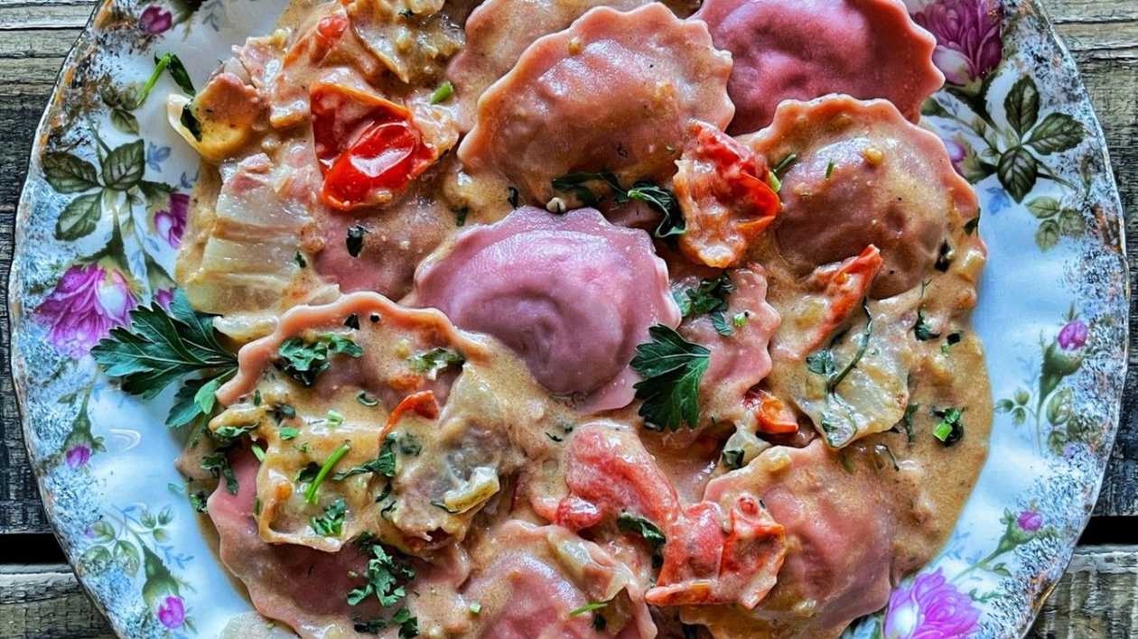 Ravioli nadziewane bakłażanem, i serem kozim