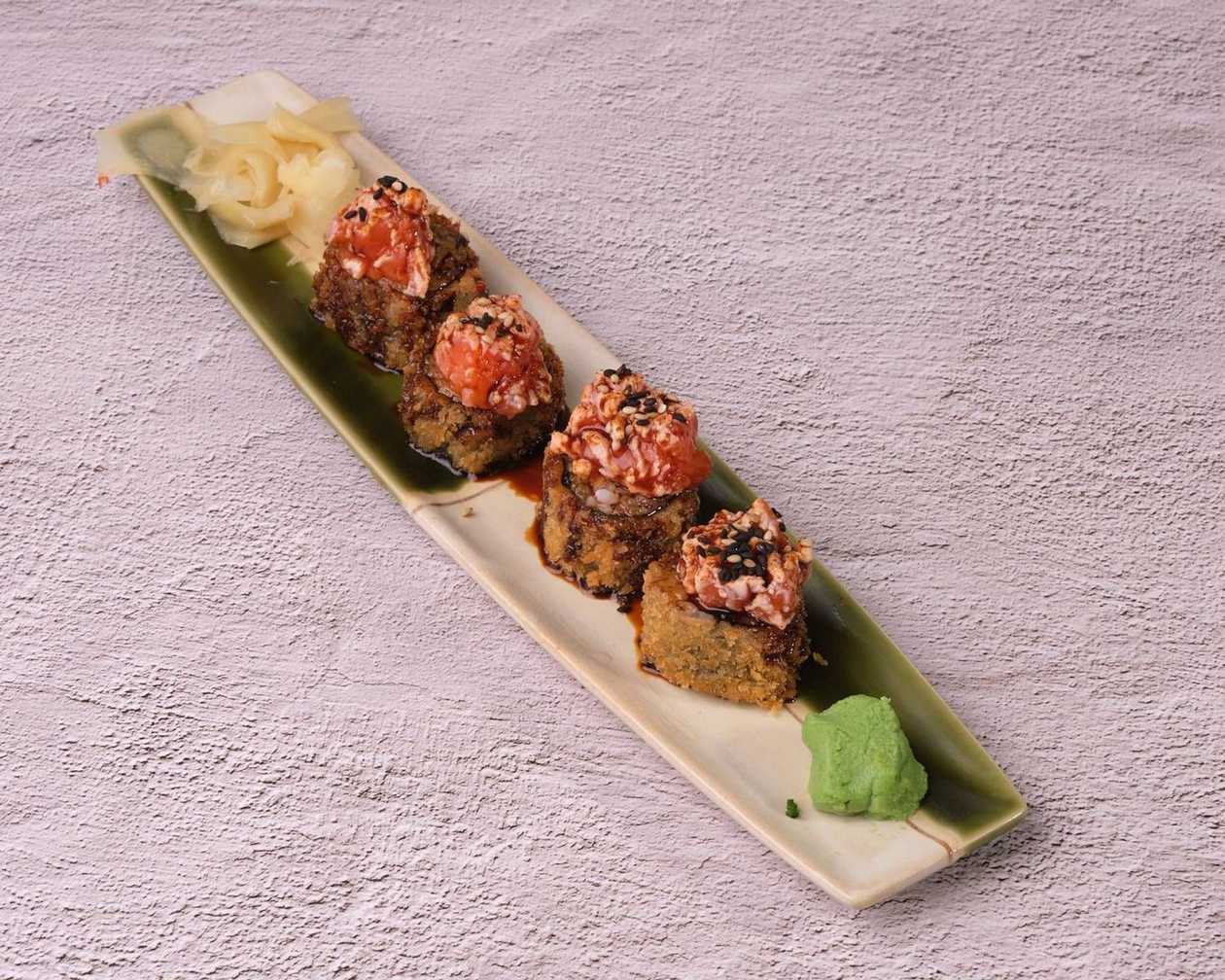 Hot roll picadinho salmão 4 Peças