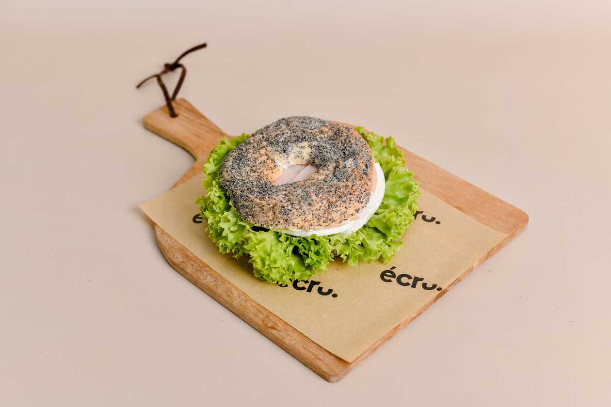 Manouri Bagel
