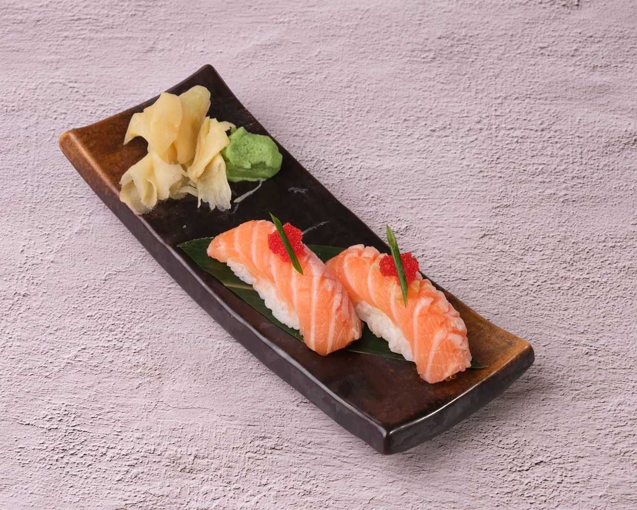 Nigiri de salmão 2 Peças