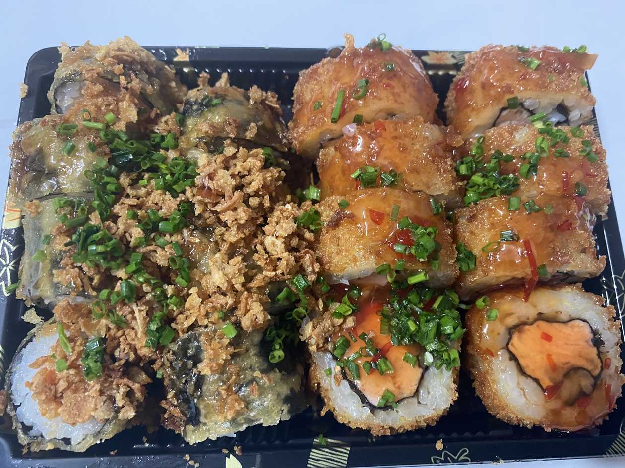 T16-Sushi Fritos (16 pcs)