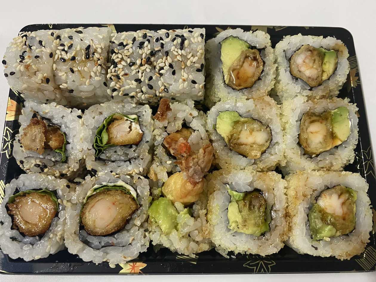 T30-Sushi com Camarão Frito (16 pcs)