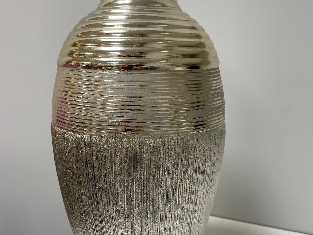 Vaza švelnios aukso ir sidabro spalvos 26cm