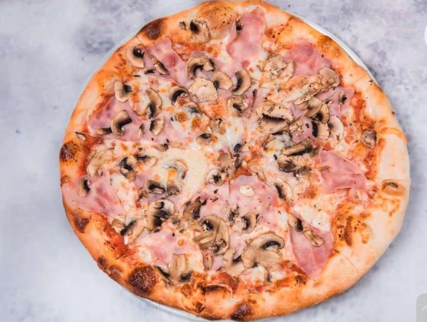 Prosciutto e fungi