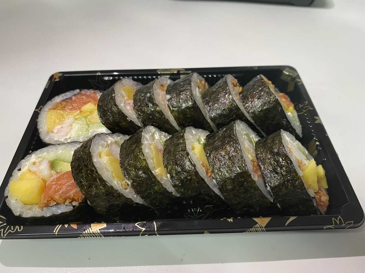 T24-Futomaki Maki Grande (12 pcs)