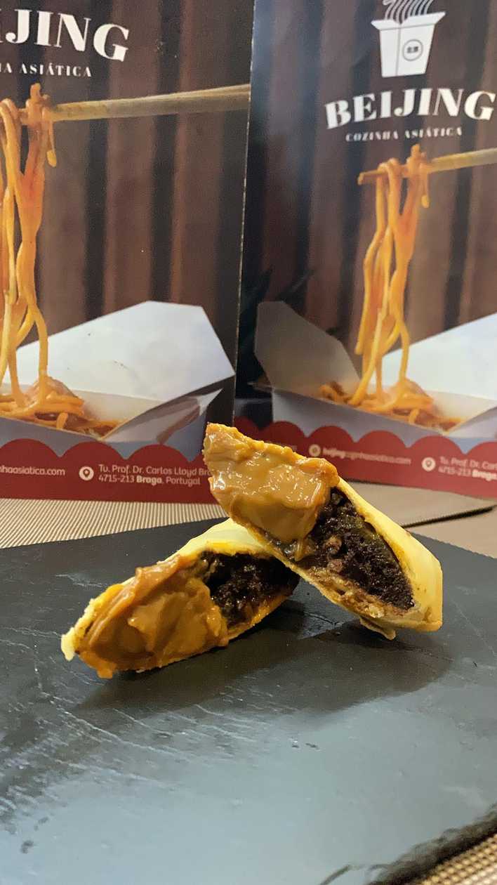 Oriental Brownie and Dulce de Leche Roll