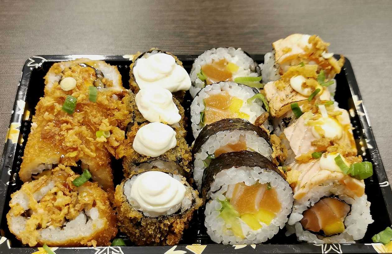 T54-sushi misto