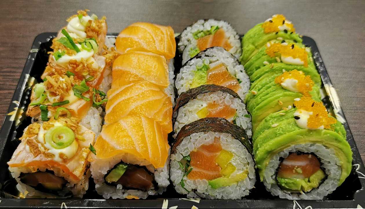 T52-sushi misto