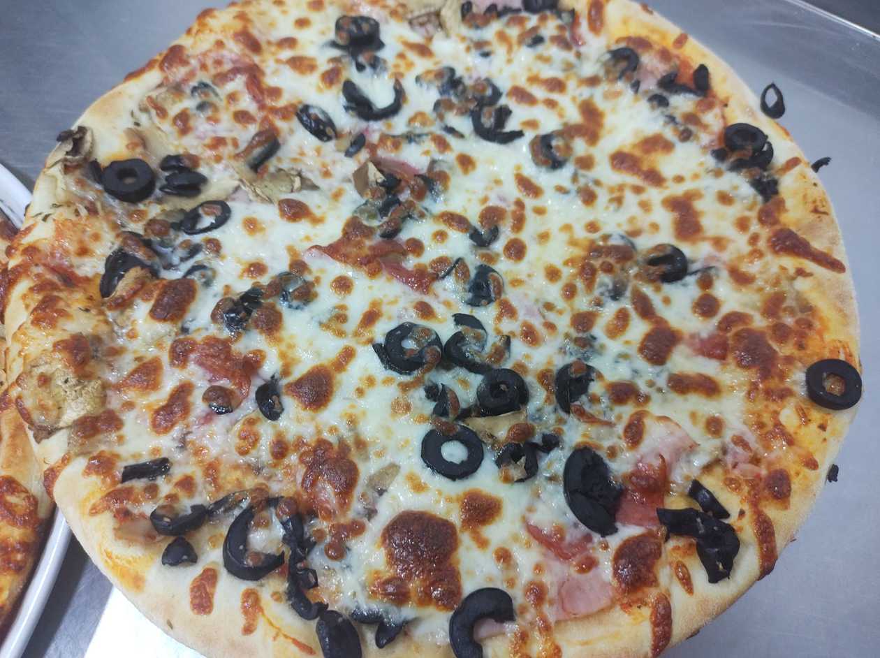Pizza capriciosa 30cm