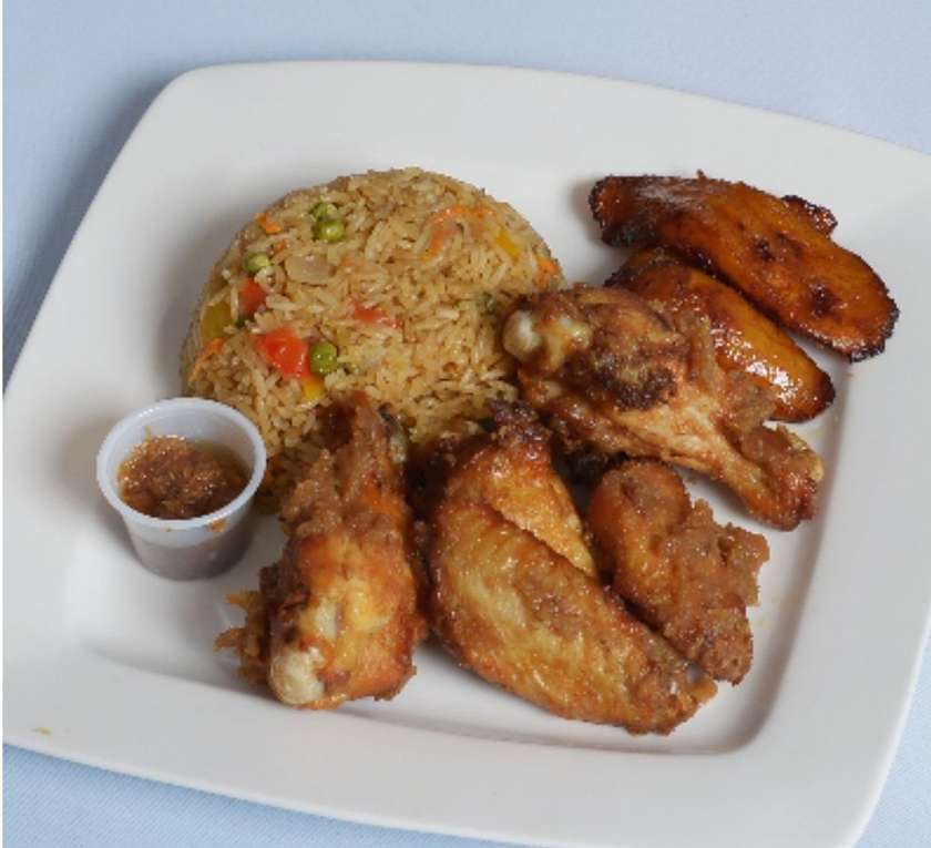 Fried Rice with Chicken Wings