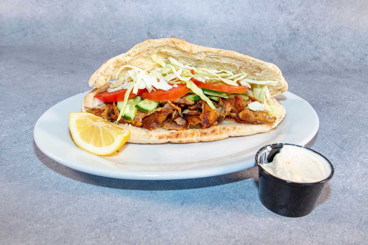 Γύρος Κοτόπουλο Κυπριακή Πίτα