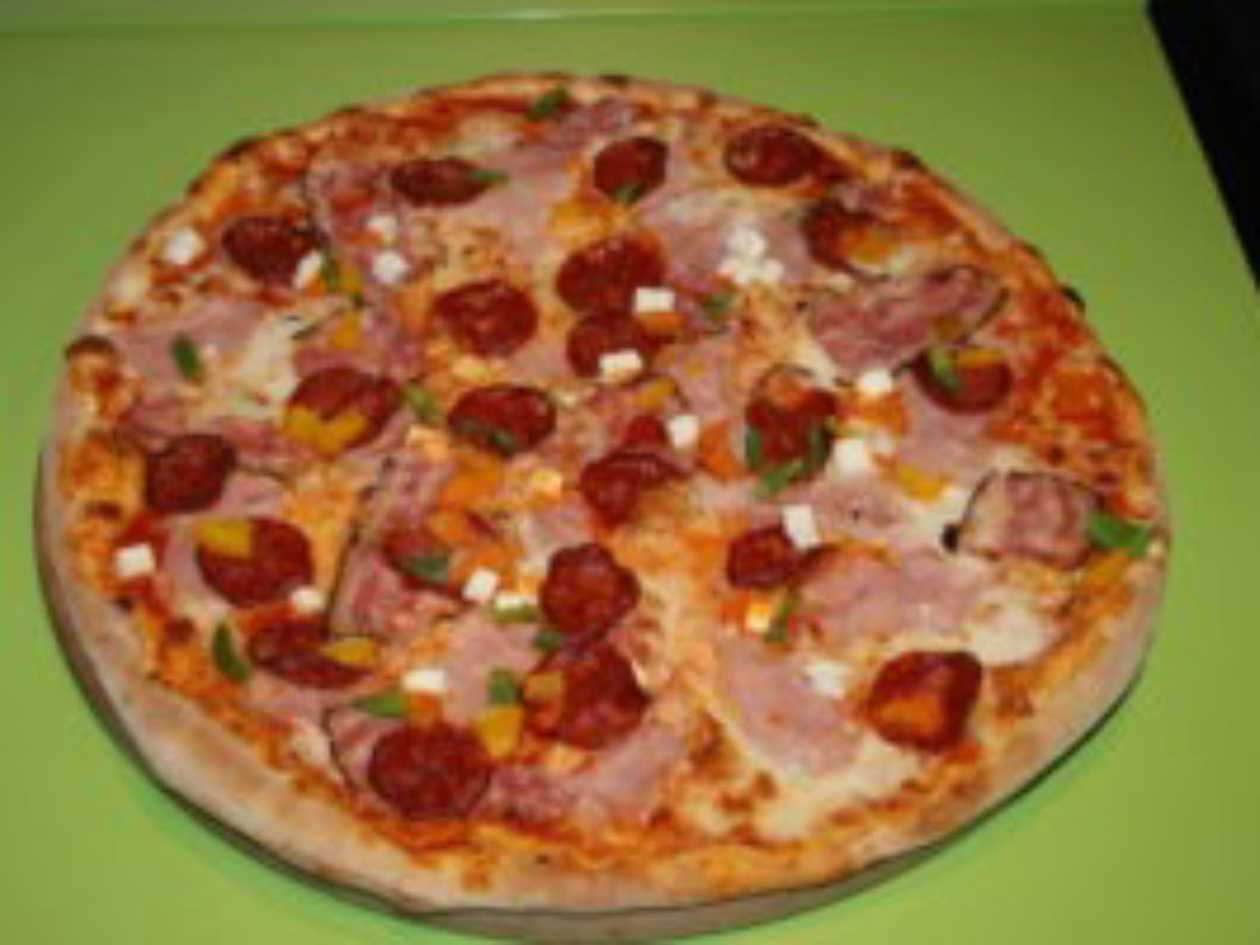 130. Fratelli pizza 45