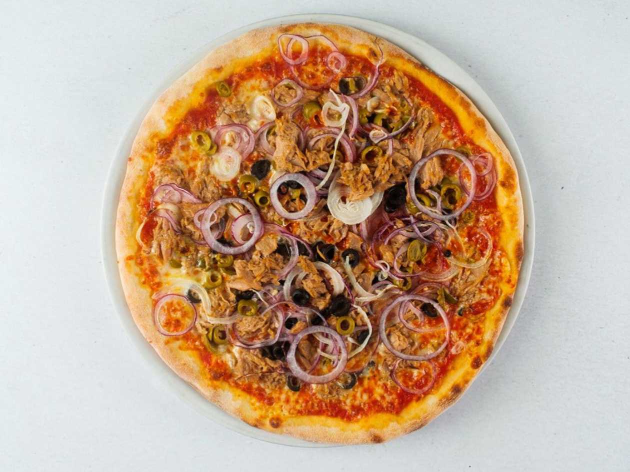 10. Tonno pizza