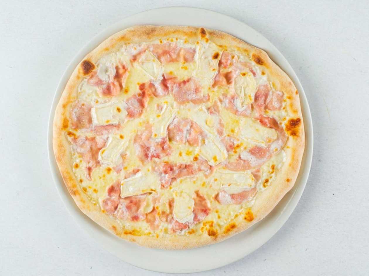 119. Camembert pizza 45