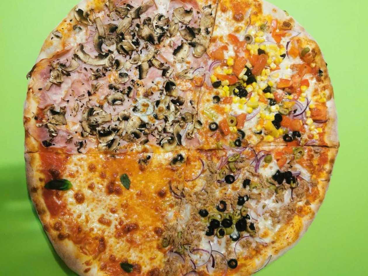 13. Quattro stagioni pizza)