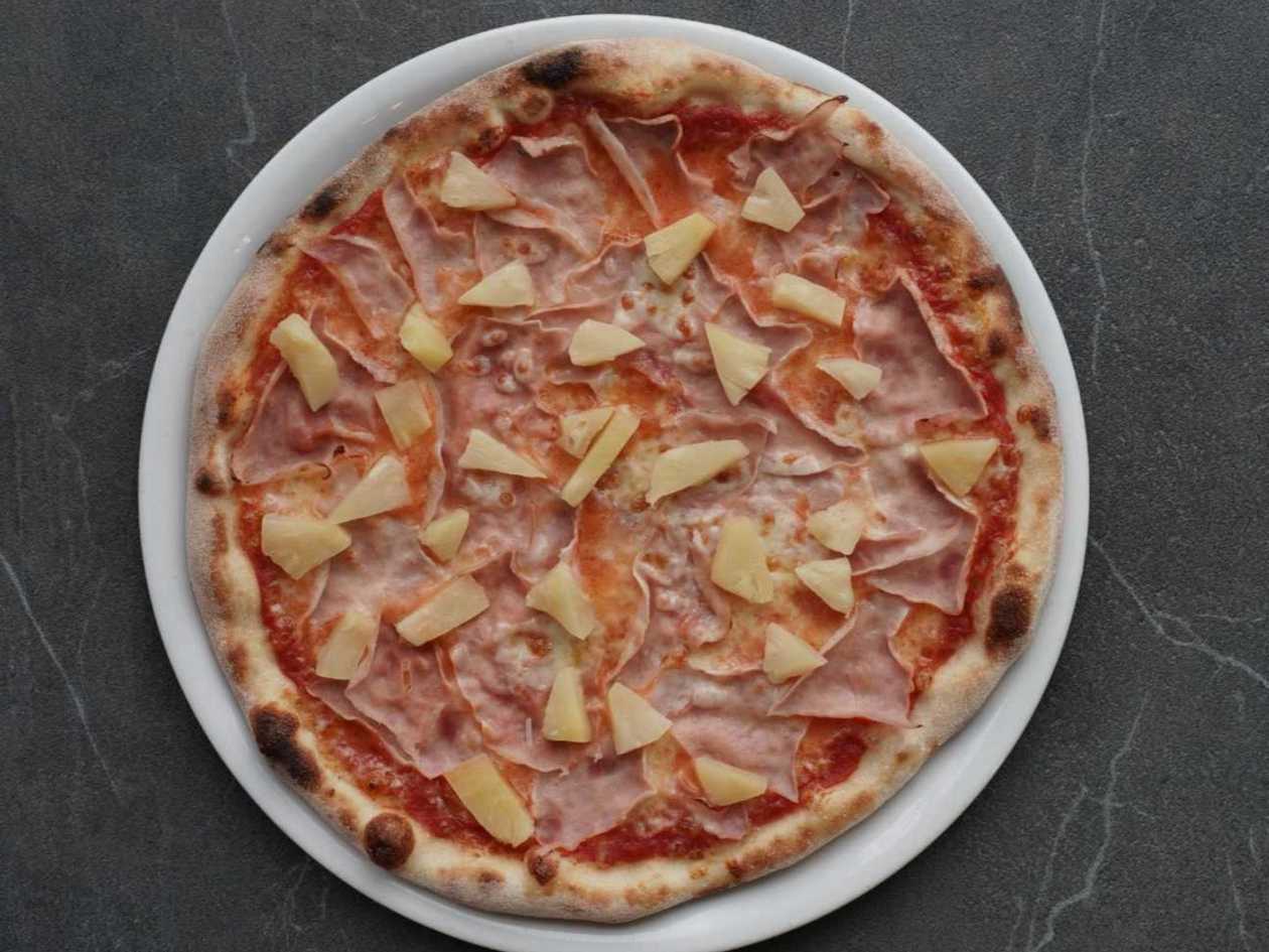 20. Hawaii pizza
