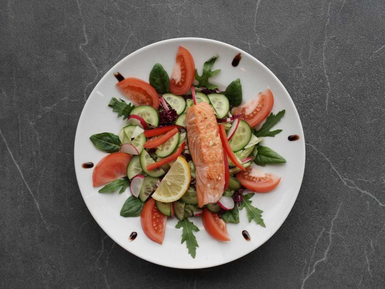 506. Insalata salmone