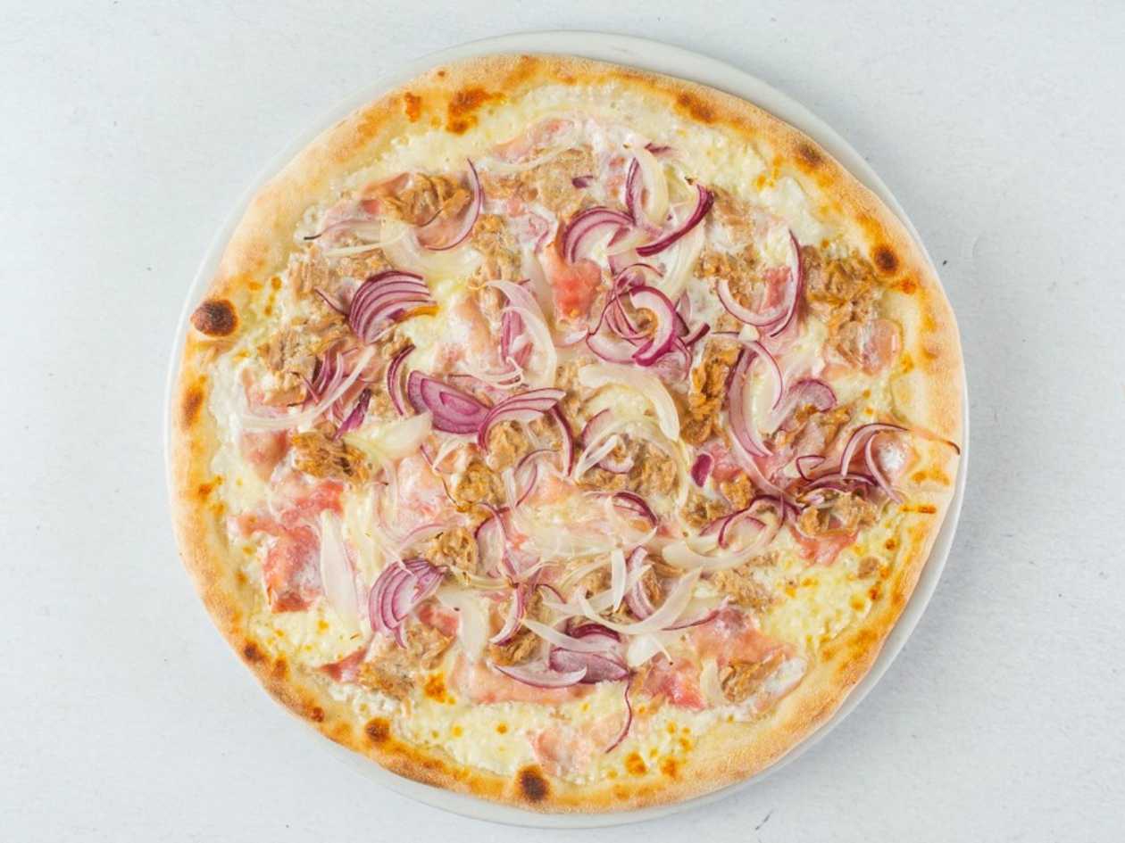 124. Emiliano pizza 45