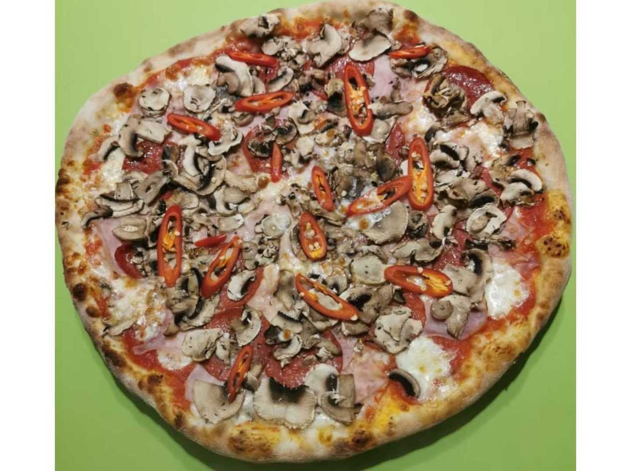 109. Diavola pizza 45