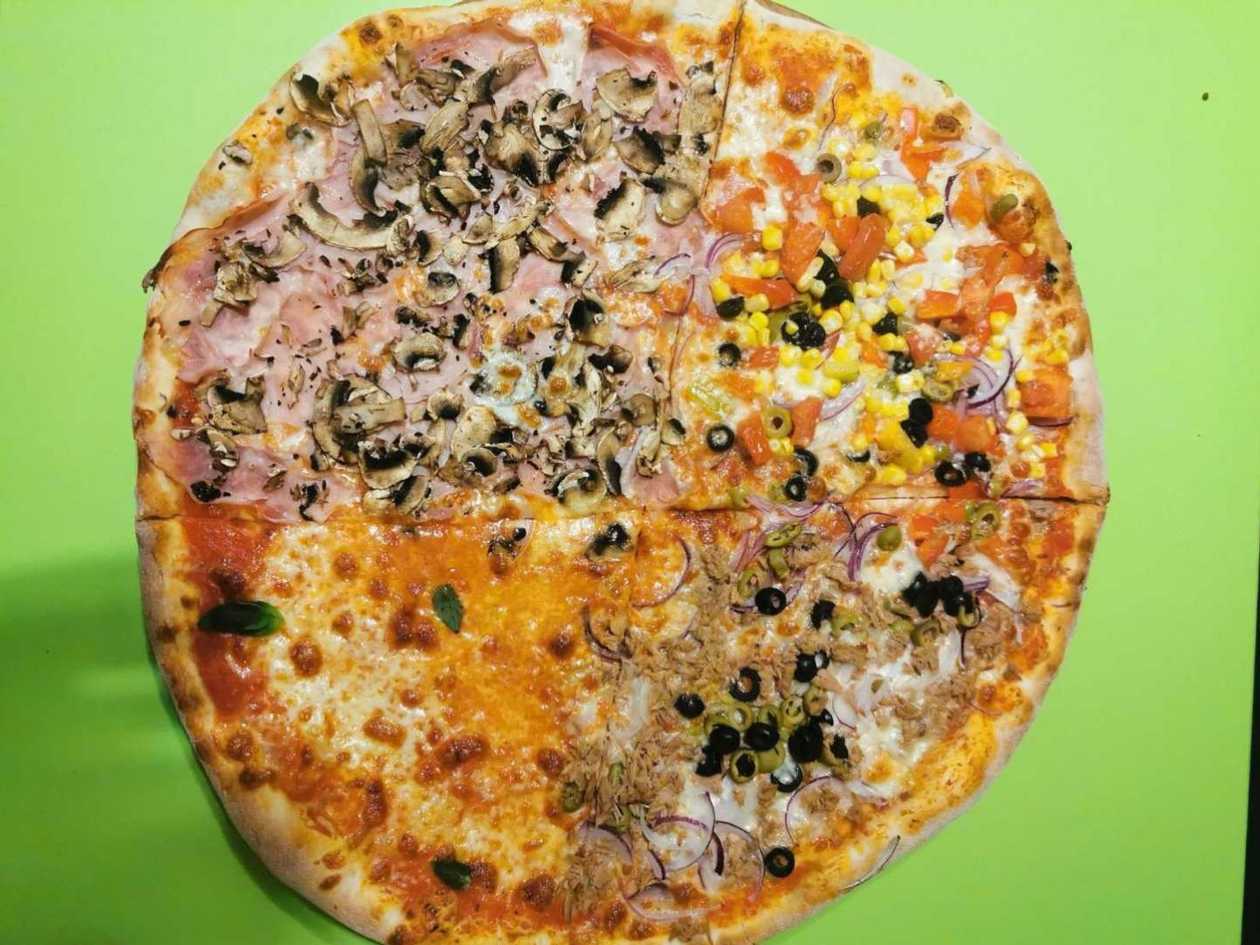 113. Quattro stagioni pizza 45